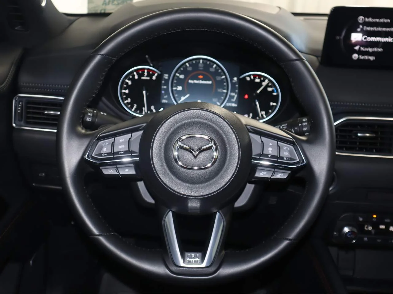 Used 2024 Zircon Sand Metallic Mazda 2.5 Carbon Turbo image 10