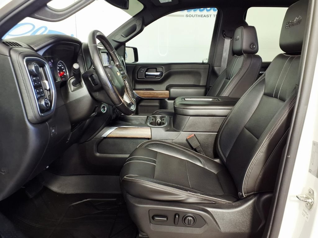 Used 2019 IRIDESCENT PEARL TRICOAT Chevrolet High Country image 8