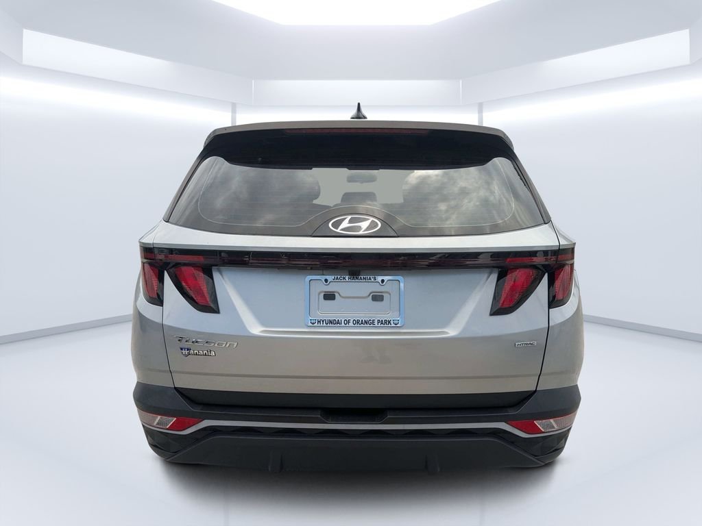 Certified Used 2023 Silver Hyundai SE image 4