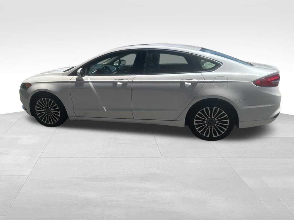 Used 2017 White Ford SE image 12