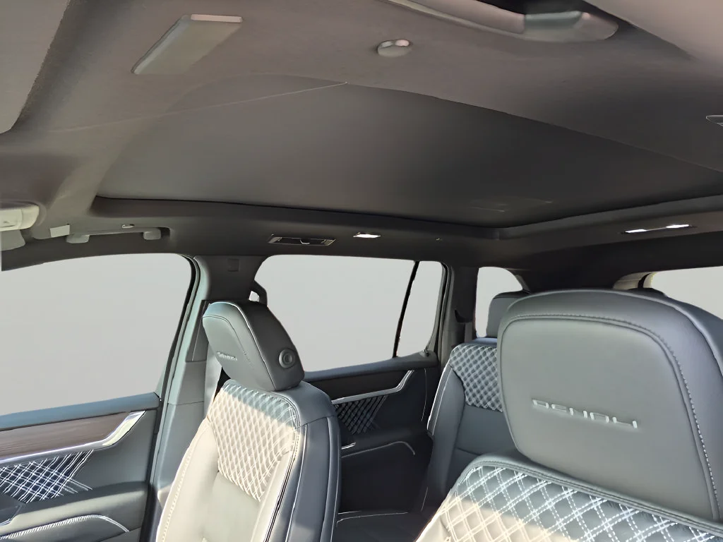 2026 GMC Acadia Denali - Photo 30