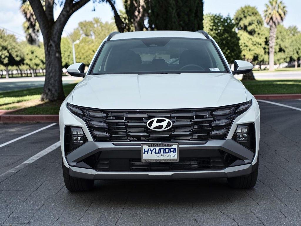 New 2026 White Hyundai SEL FWD image 3