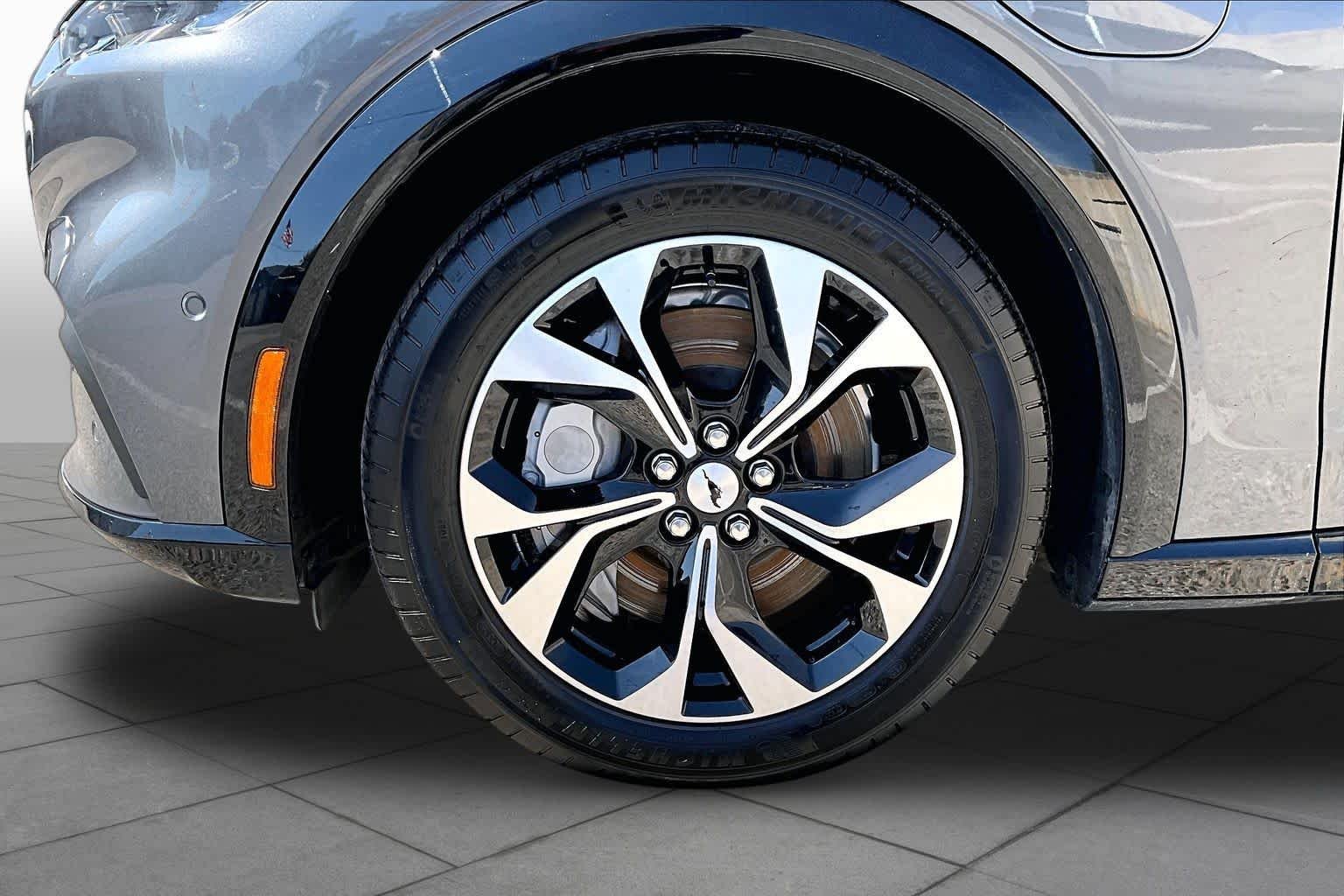Certified Used 2023 Carbonized Gray Metallic Ford Premium image 10