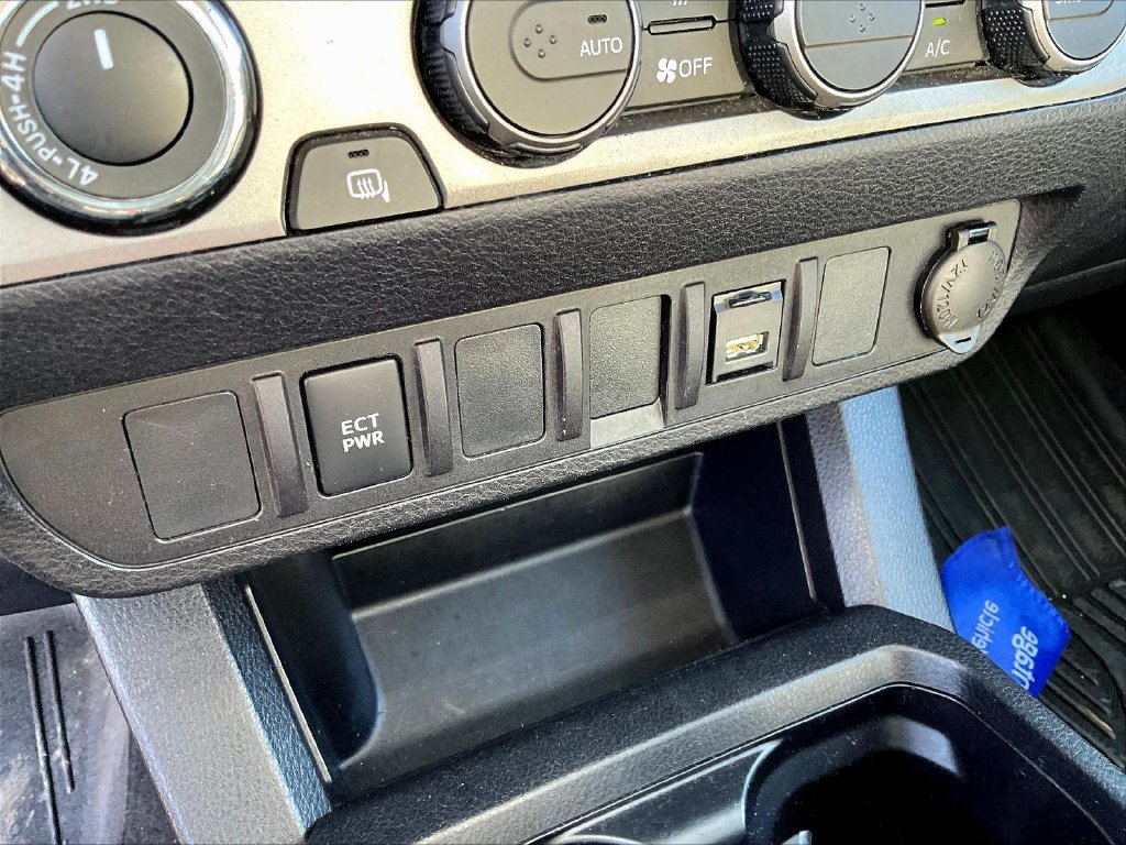 Used 2021 Red Toyota SR image 12