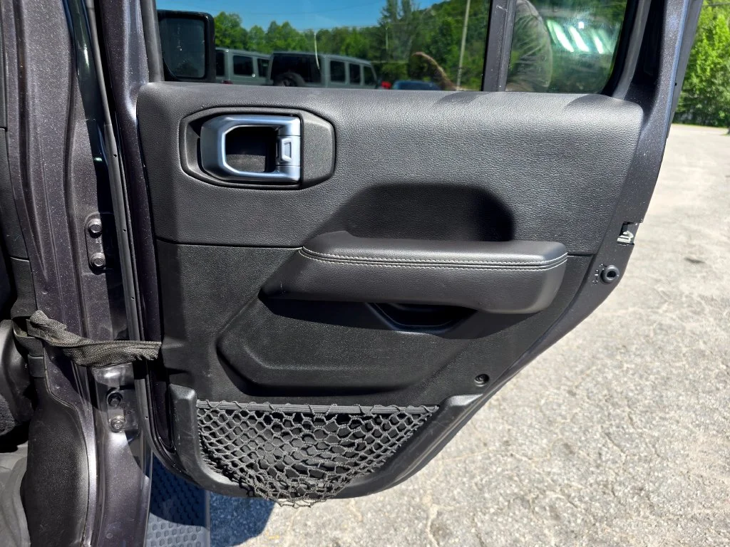 Used 2022 Gray Jeep Unlimited Sahara image 47