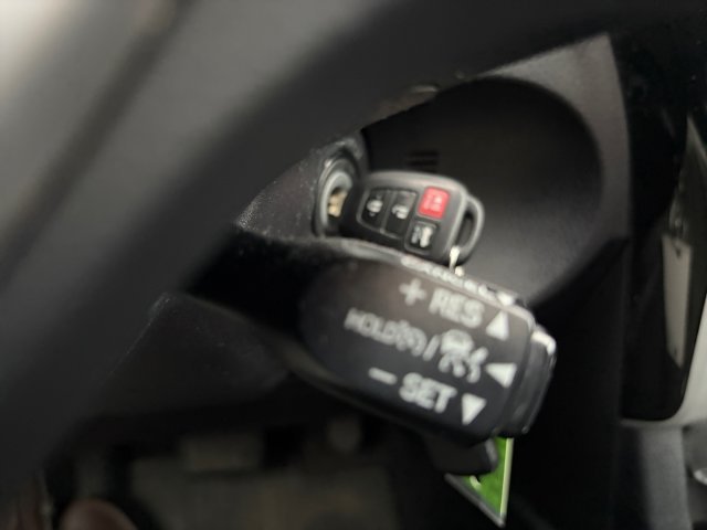 Used 2018 Silver Toyota LE image 28