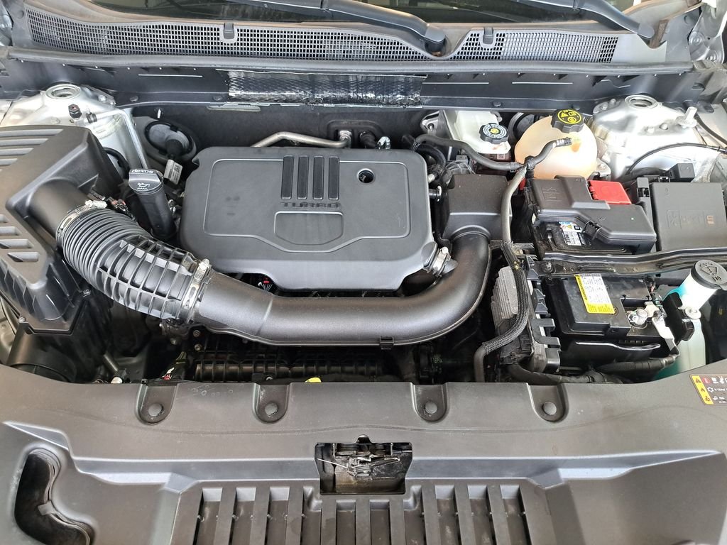 Used 2022 Silver Chevrolet LT image 38