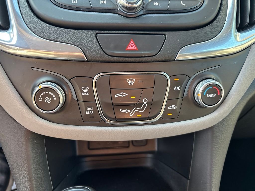 Used 2021 White Chevrolet LS image 28