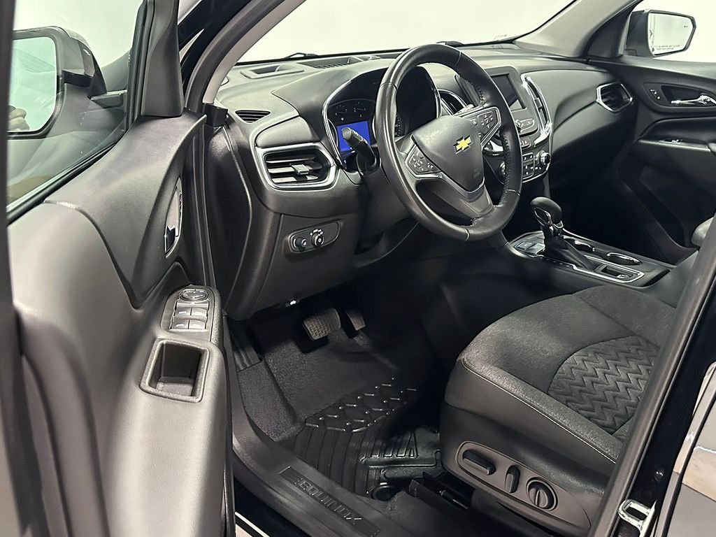 Used 2022 Black Chevrolet LT image 20