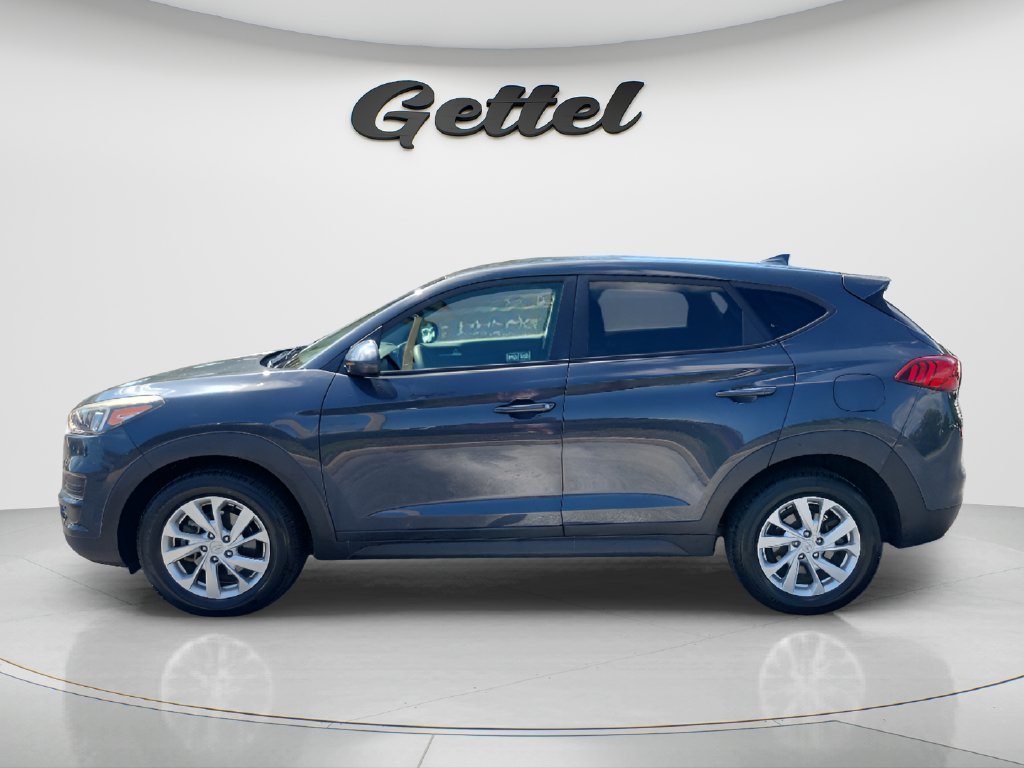 Used 2019 Blue Hyundai SE image 7