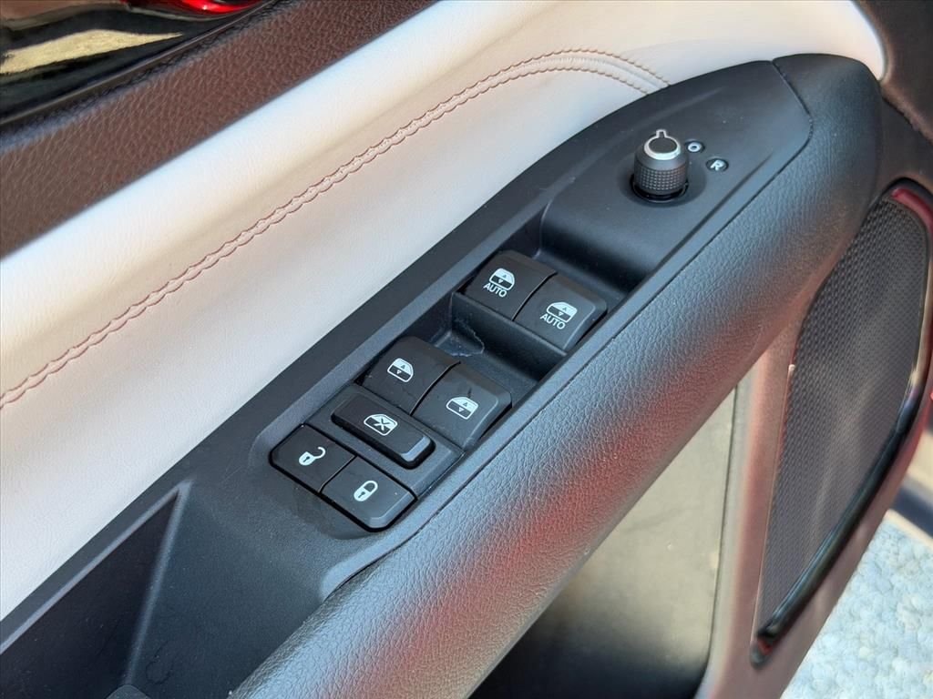 Used 2025 Red Jeep Limited image 17