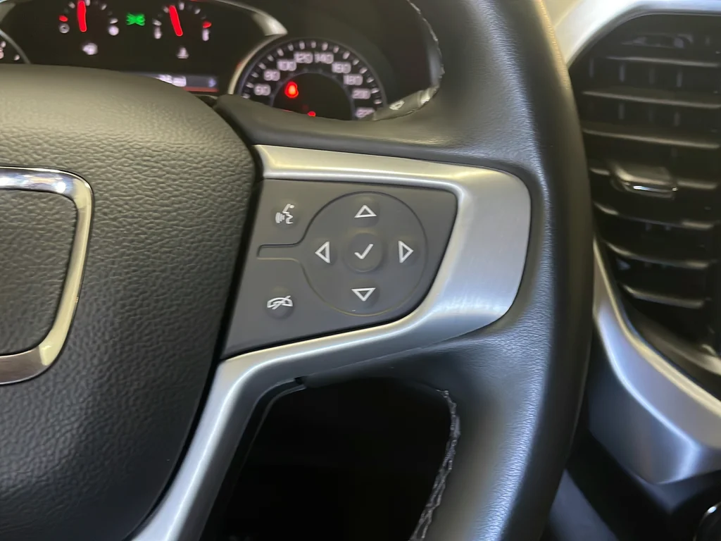 Used 2023 Black GMC SLT image 17