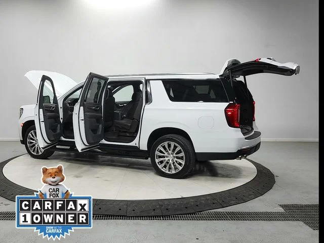 Used 2023 White GMC Denali image 13