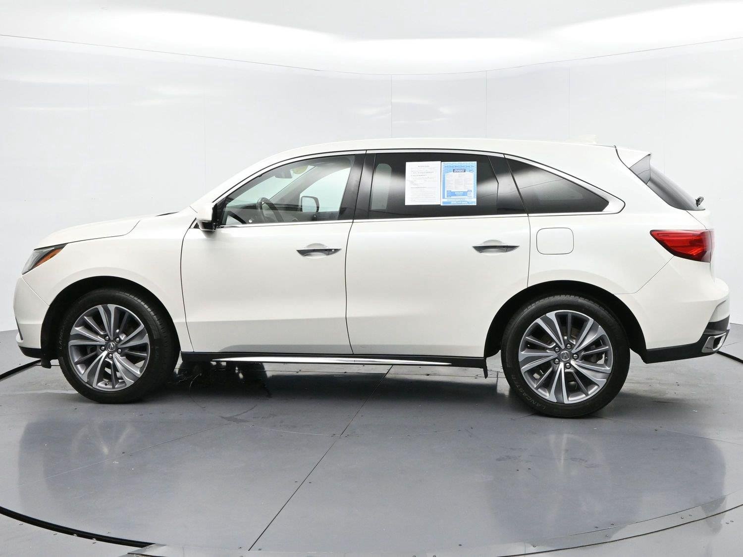 Used 2018 White Diamond Pearl Acura w/Technology Pkg image 5