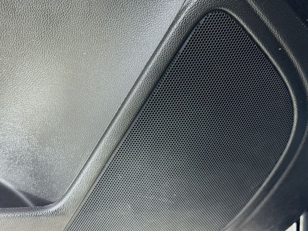 Used 2016 Onyx Black GMC SLE1 image 23