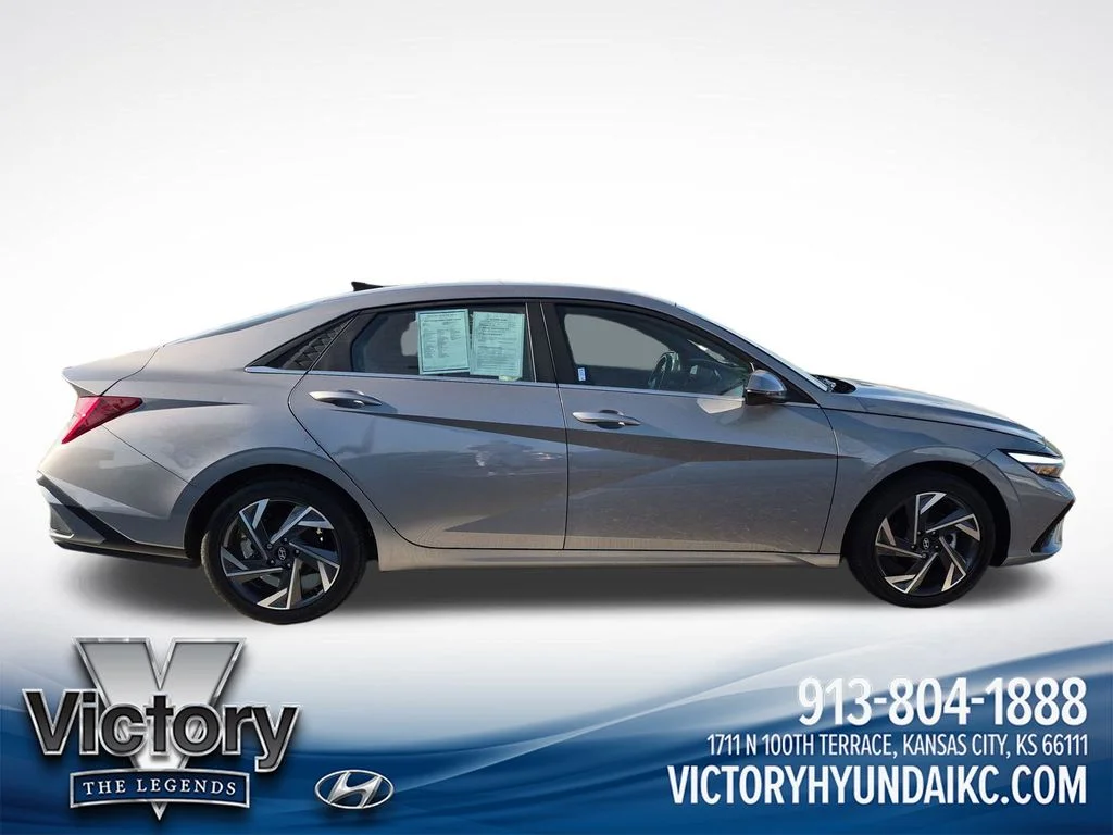 Used 2024 Silver Hyundai Limited image 6
