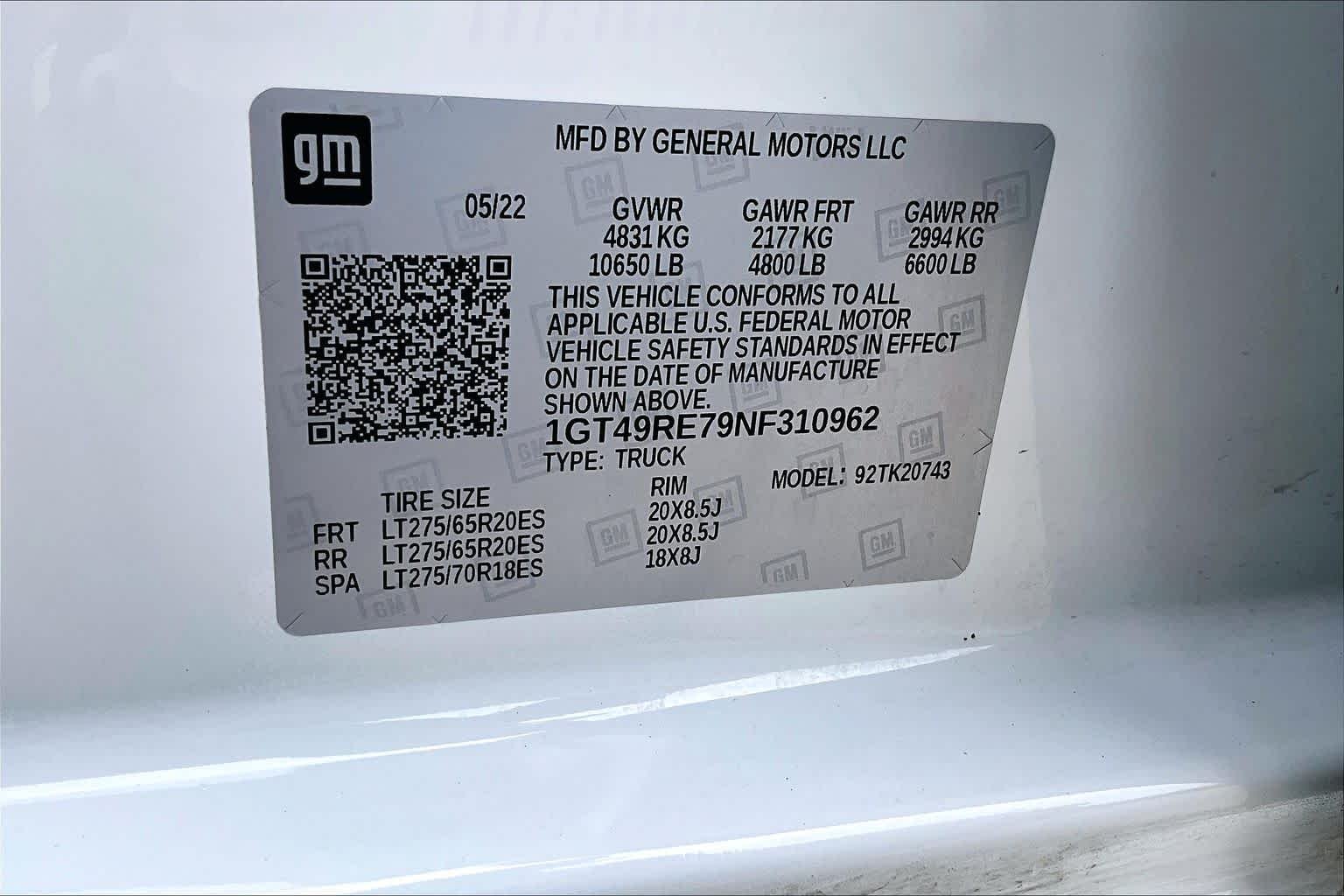 Used 2022 Summit White GMC Denali image 37