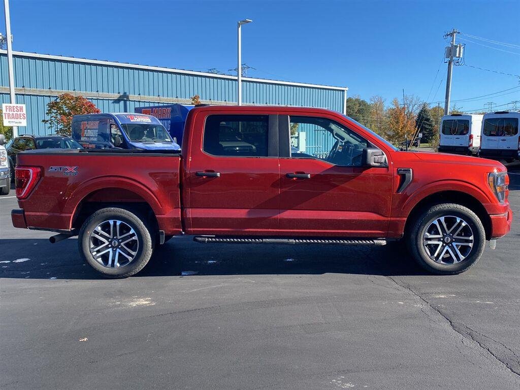 Used 2023 Hot Pepper Red Tinted Clearcoat Ford XL image 11