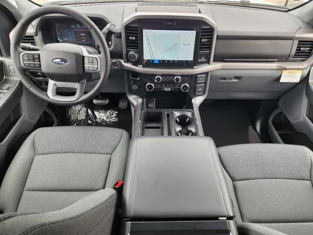New 2026 Oxford White Ford XLT image 27