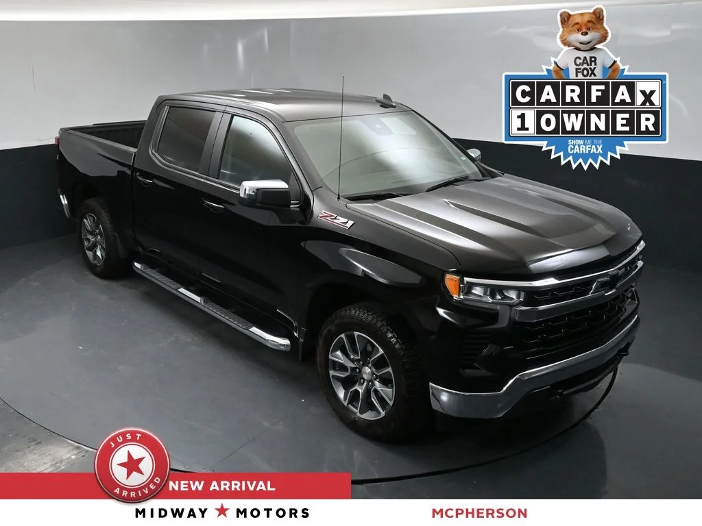 Used 2025 Black Chevrolet LT image 1