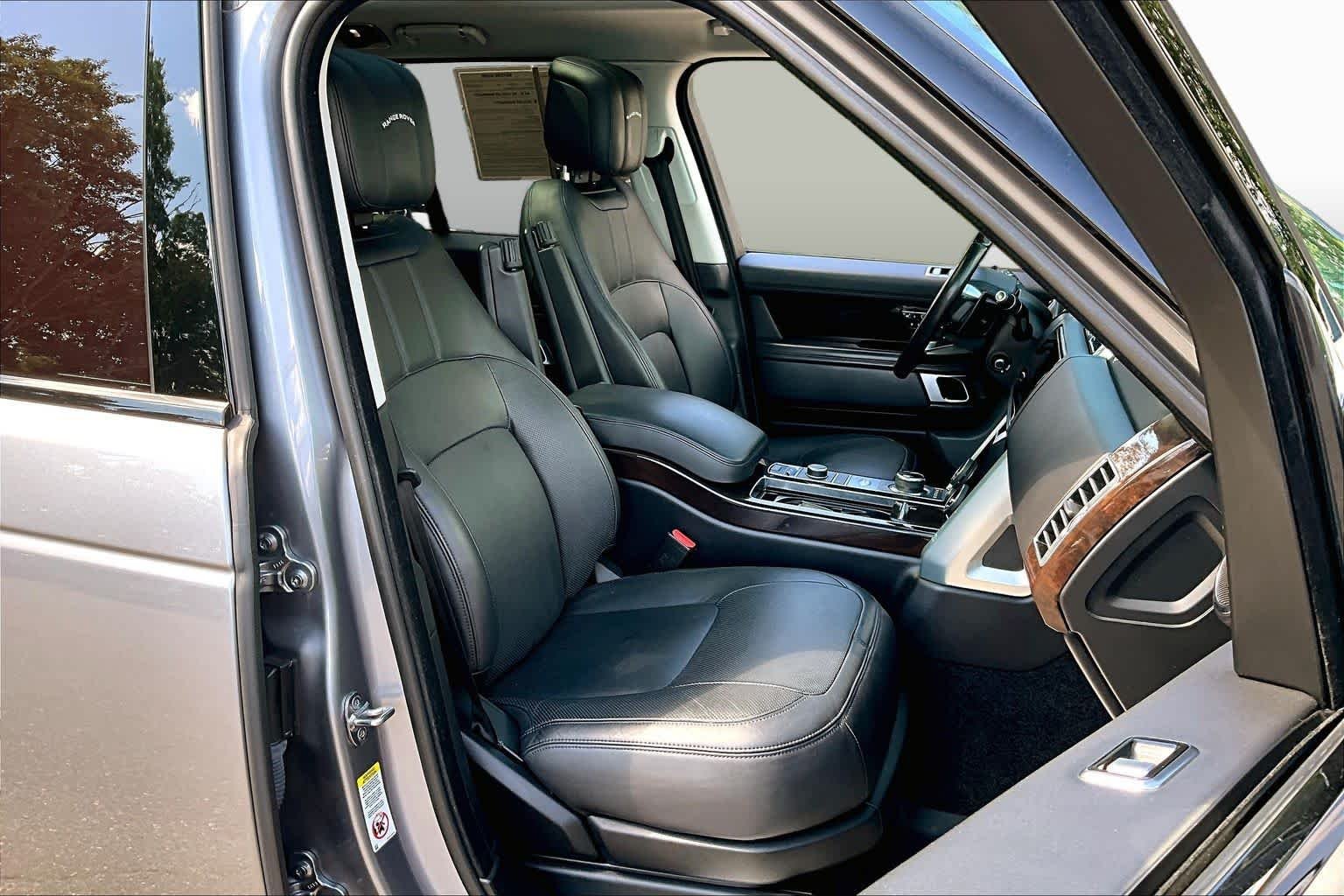 Used 2020 Eiger Grey Metallic Land Rover HSE image 8