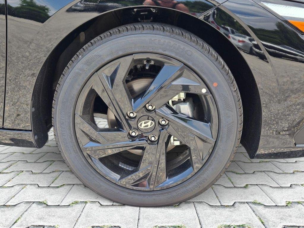 New 2026 Black Hyundai SEL Sport image 3