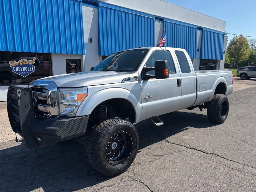 2016 Ford F-250 XLT 4x4 SuperCab 8' Box's photo