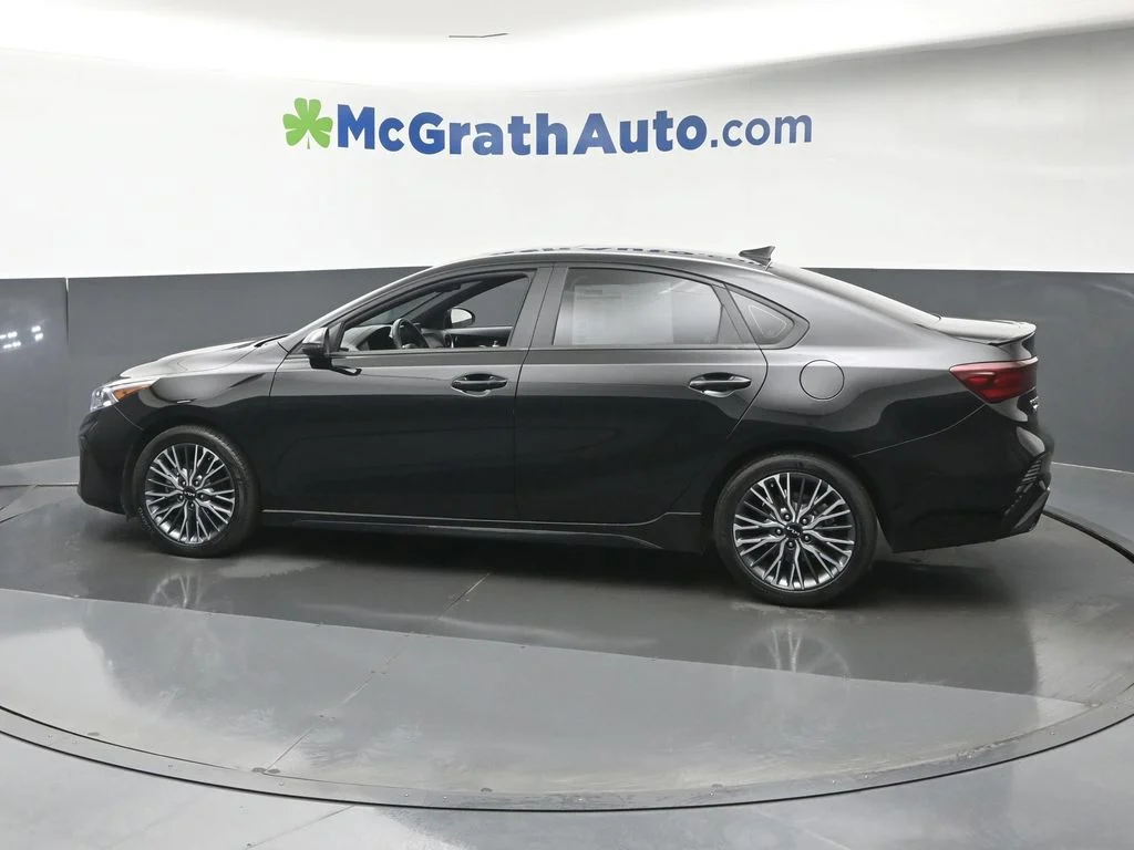 Used 2023 Black Kia GT-Line image 27
