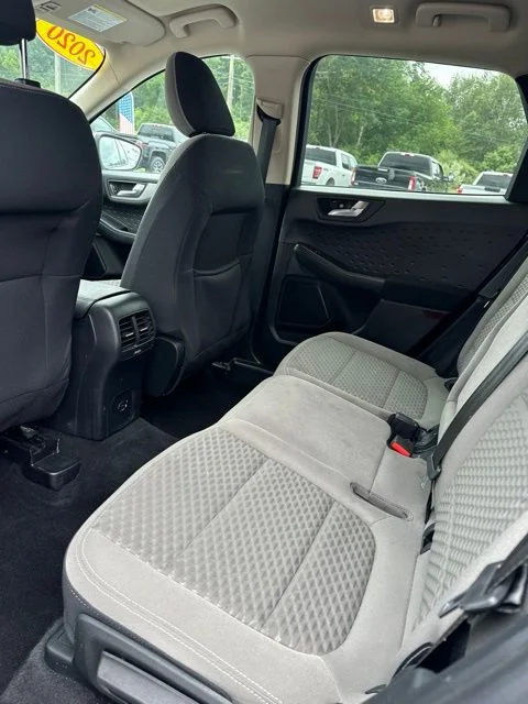 Used 2020 Ingot Silver Ford SE image 12