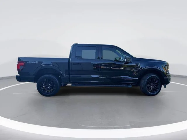 Used 2024 Black Ford XLT image 2