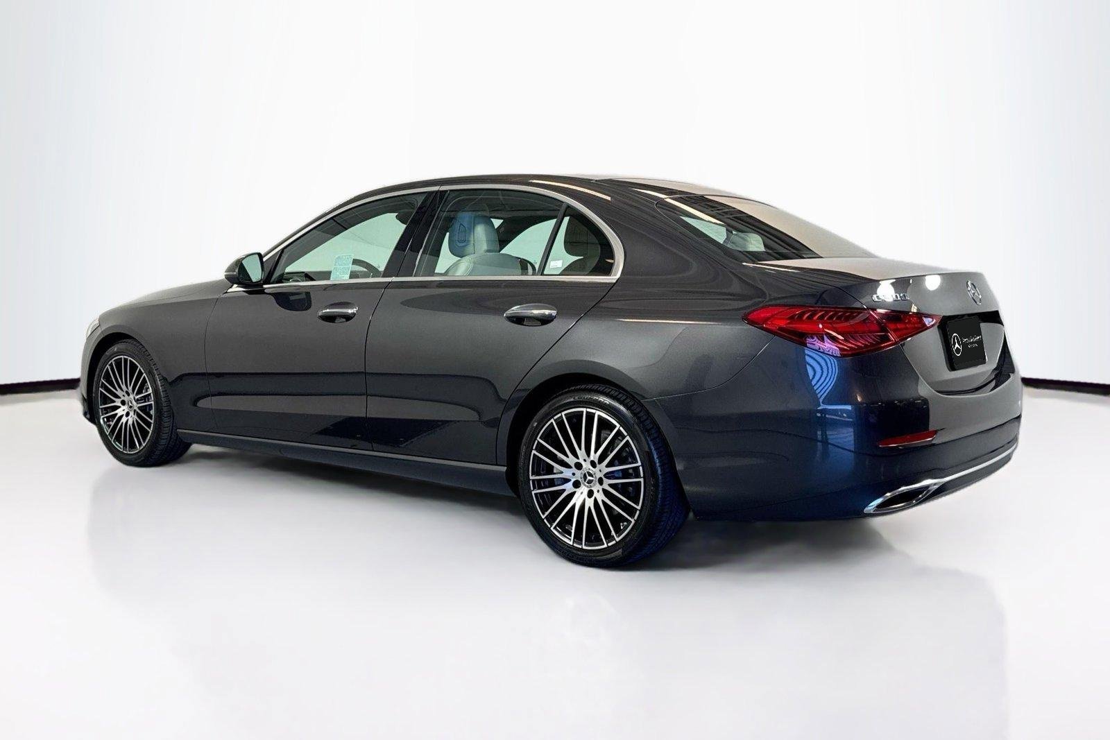 Used 2023 Graphite Grey Metallic Mercedes-Benz C 300 image 7