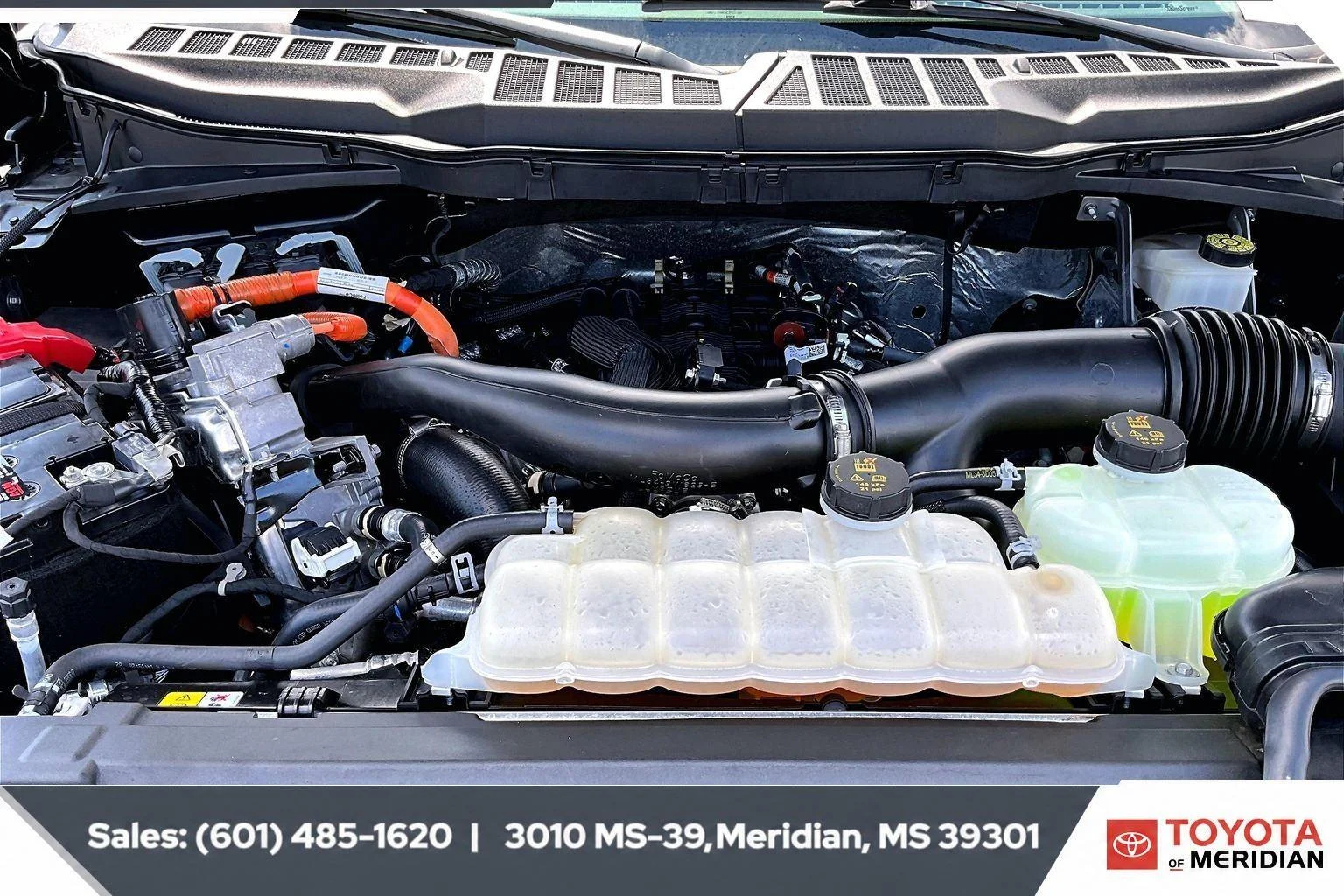 Used 2024 Carbonized Gray Ford XLT image 8