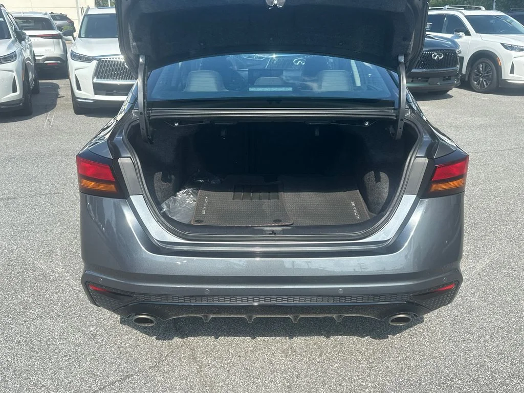 Used 2025 Gray Nissan 2.5 SR image 18