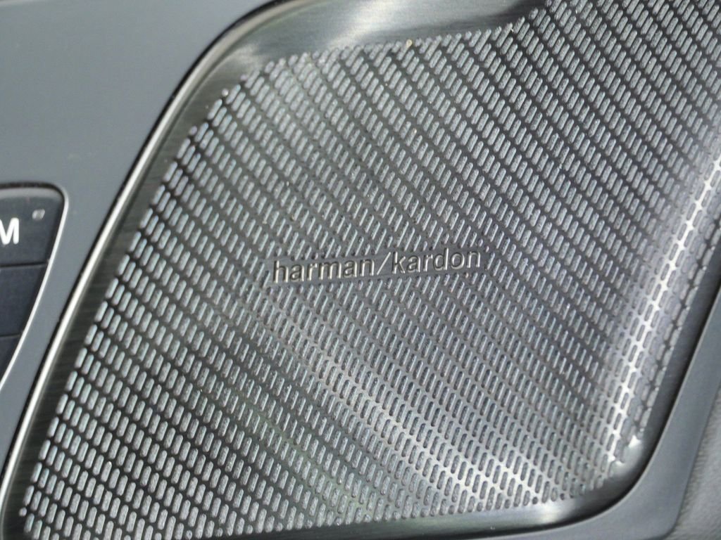 Used 2023 Silver Volvo Ultimate image 37