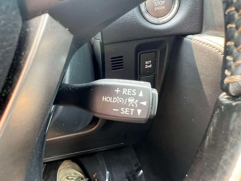Certified Used 2023 White Lexus 460 image 26
