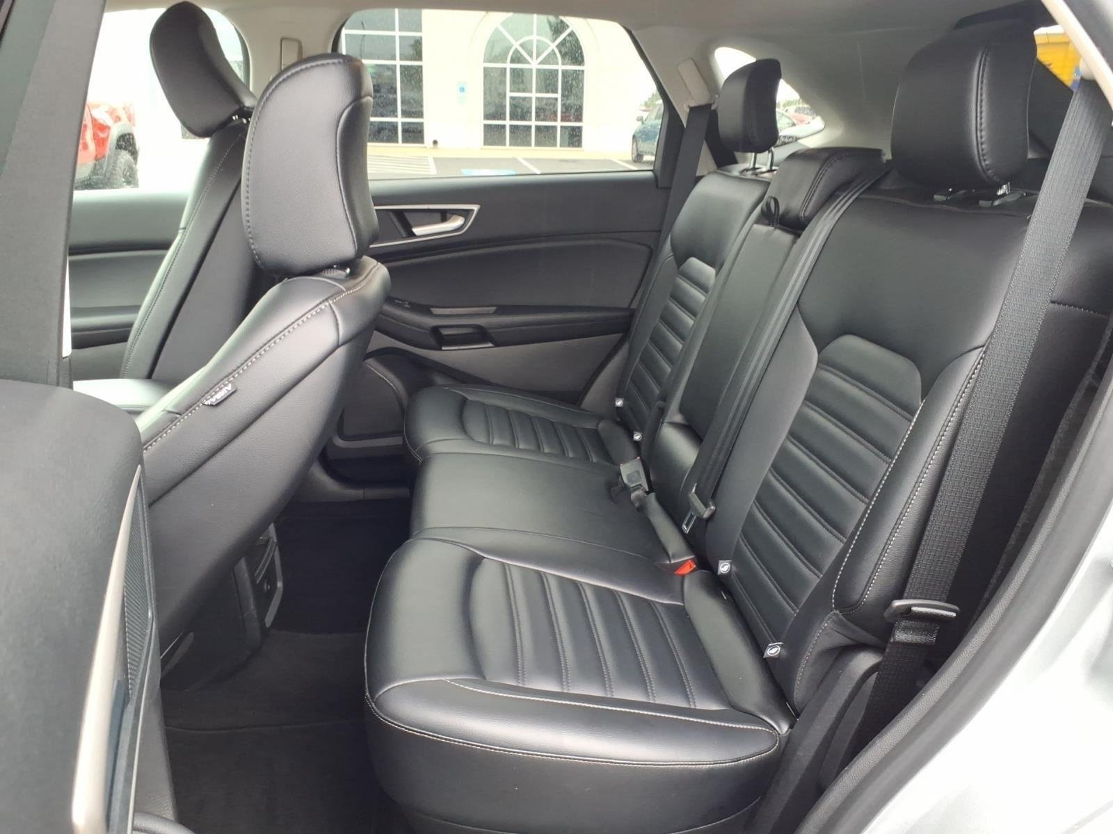 Used 2024  Ford SEL image 18