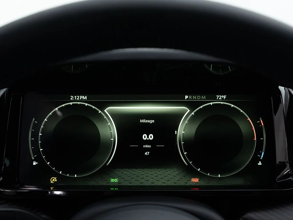 New 2026 Lunar White Aston Martin S Roadster image 33