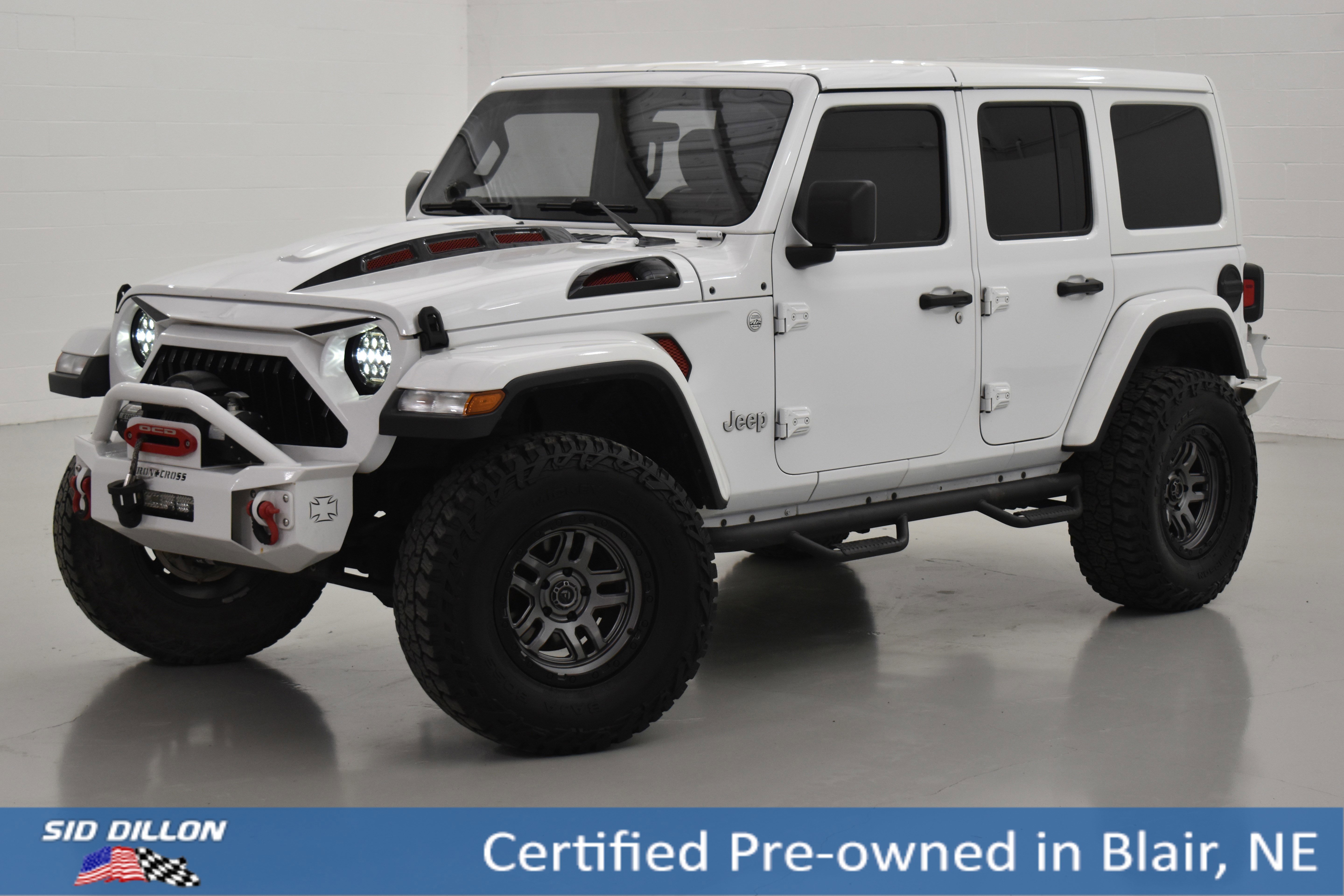 2019 Jeep Wrangler Sahara's photo