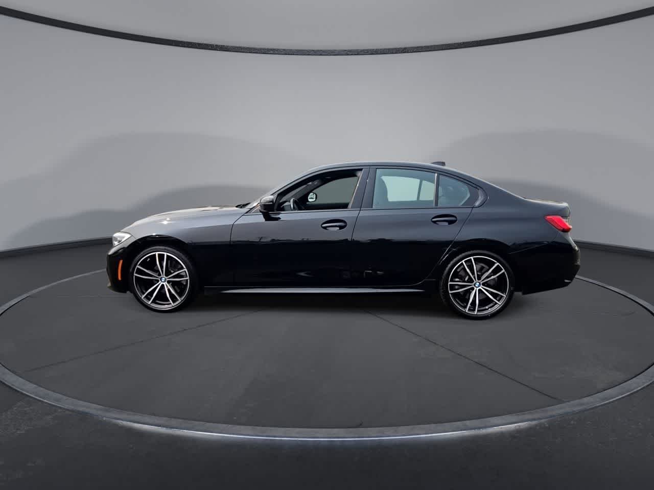 Used 2021 Black Sapphire Metallic BMW 330i xDrive image 5