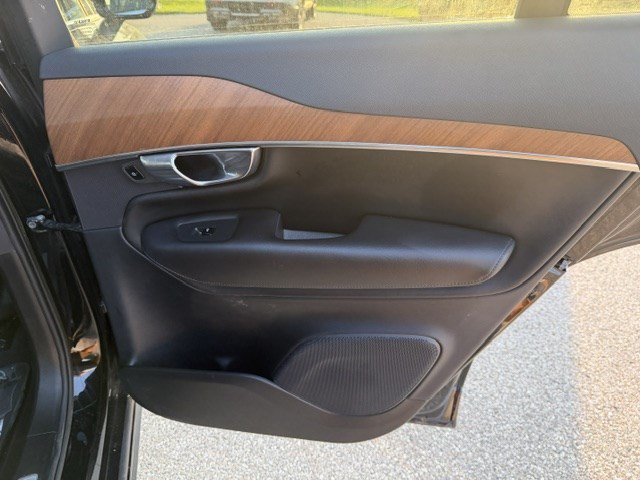Certified Used 2023 Onyx Black Metallic Volvo Plus Bright Theme image 37