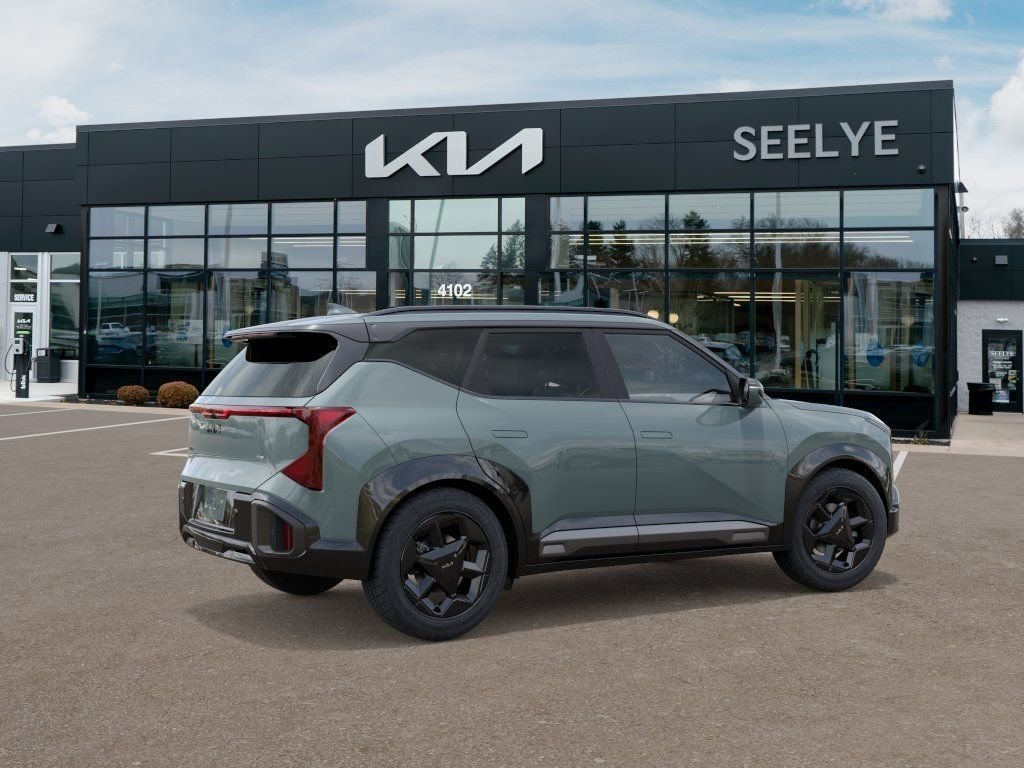 New 2027 Green Kia X-Line S image 6