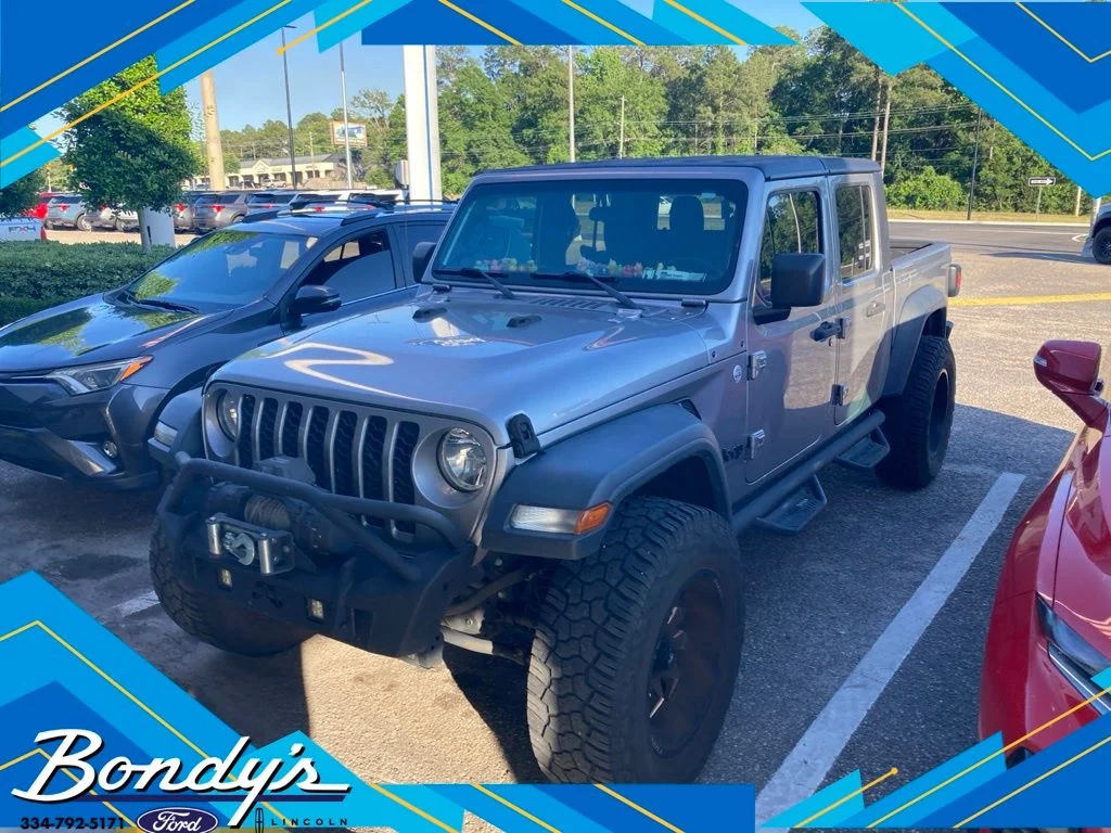 2020 Jeep Gladiator Sport S's photo