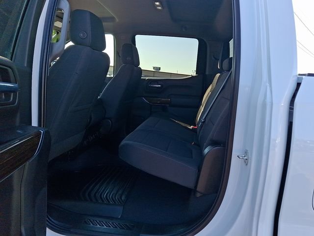 Used 2022 White GMC SLE image 9
