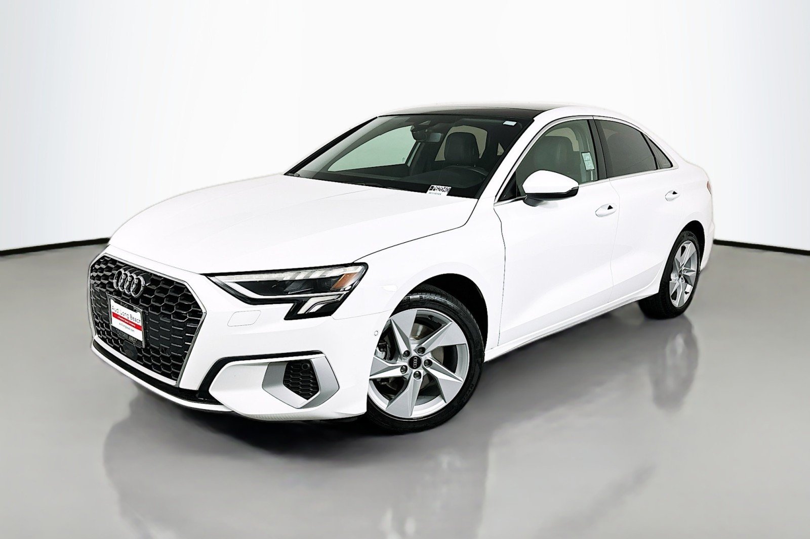 Used 2023 Ibis White Audi Premium image 1