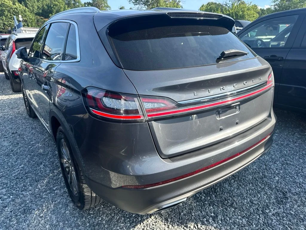 Used 2022 Gray Lincoln Standard image 4