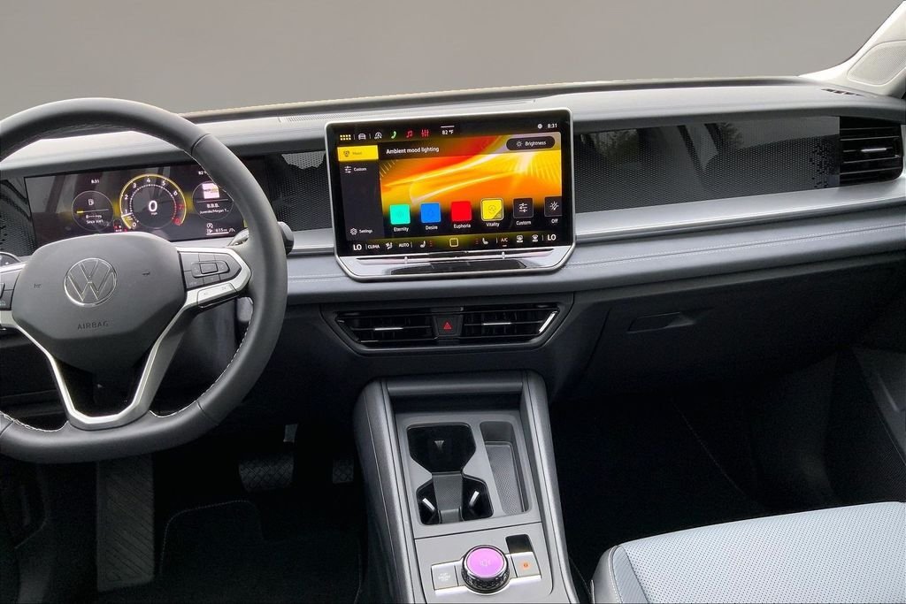 New 2026 Pure White Volkswagen 2.0T SE image 6