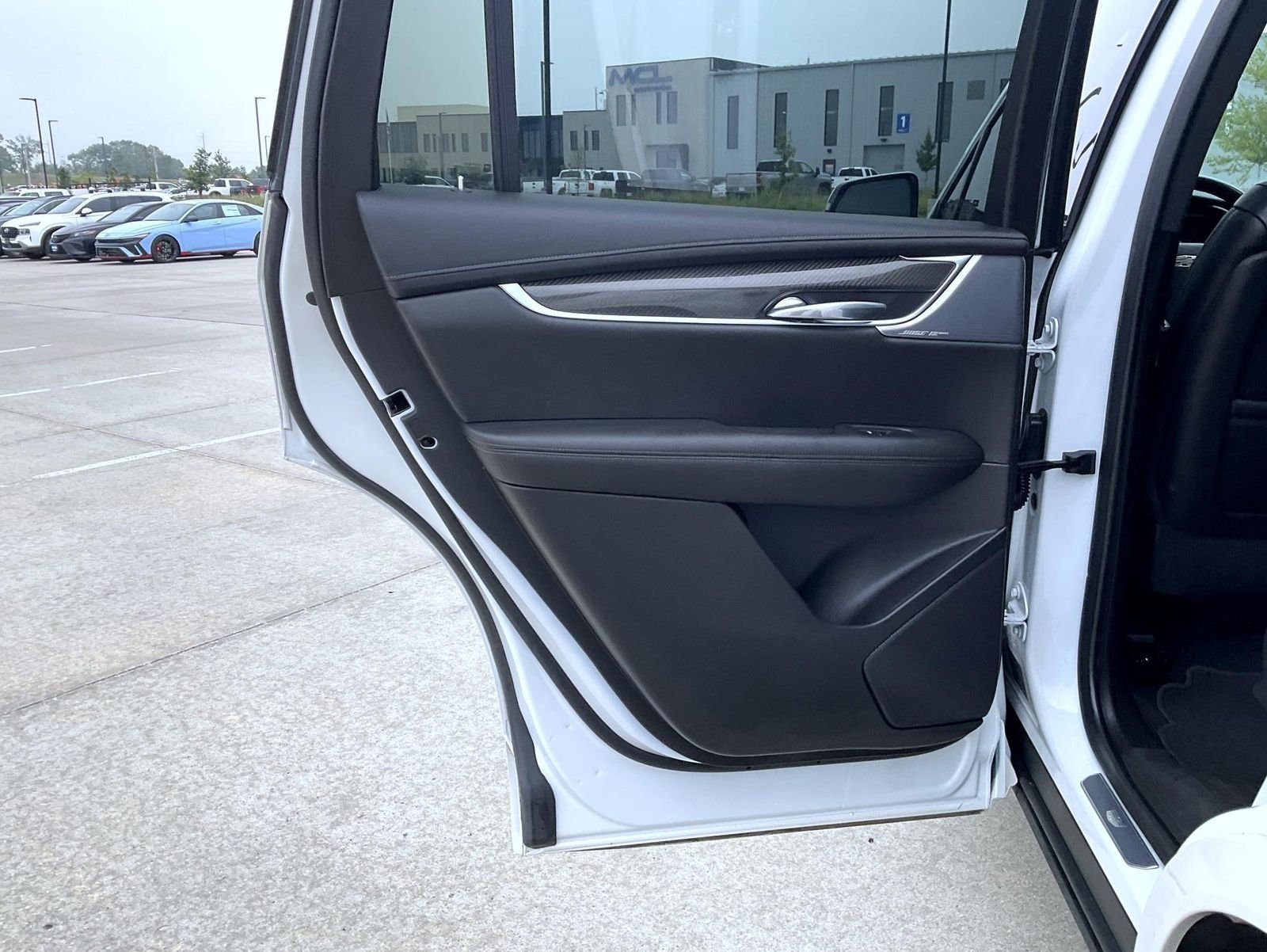 Used 2022 White Cadillac Sport image 18