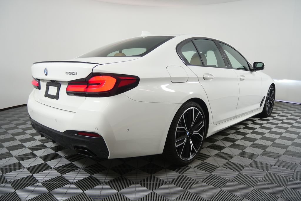 Certified Used 2023 Alpine White BMW 530i image 3