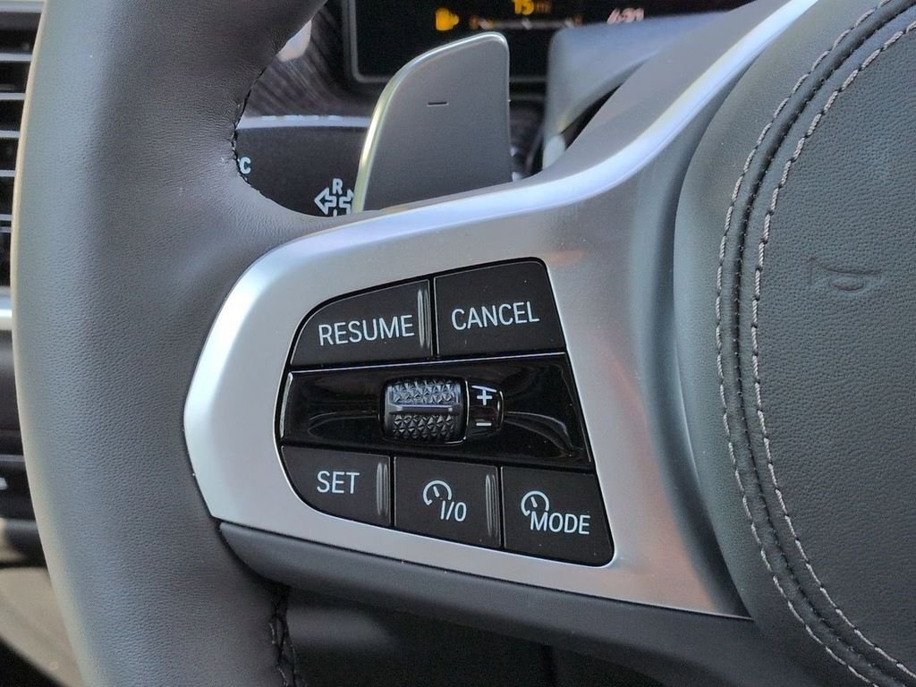 New 2026 Mineral White Metallic BMW xDrive40i image 26