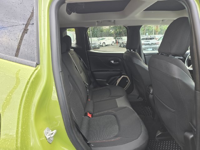 2016 Jeep Renegade 75th Anniversary Edition - Photo 12